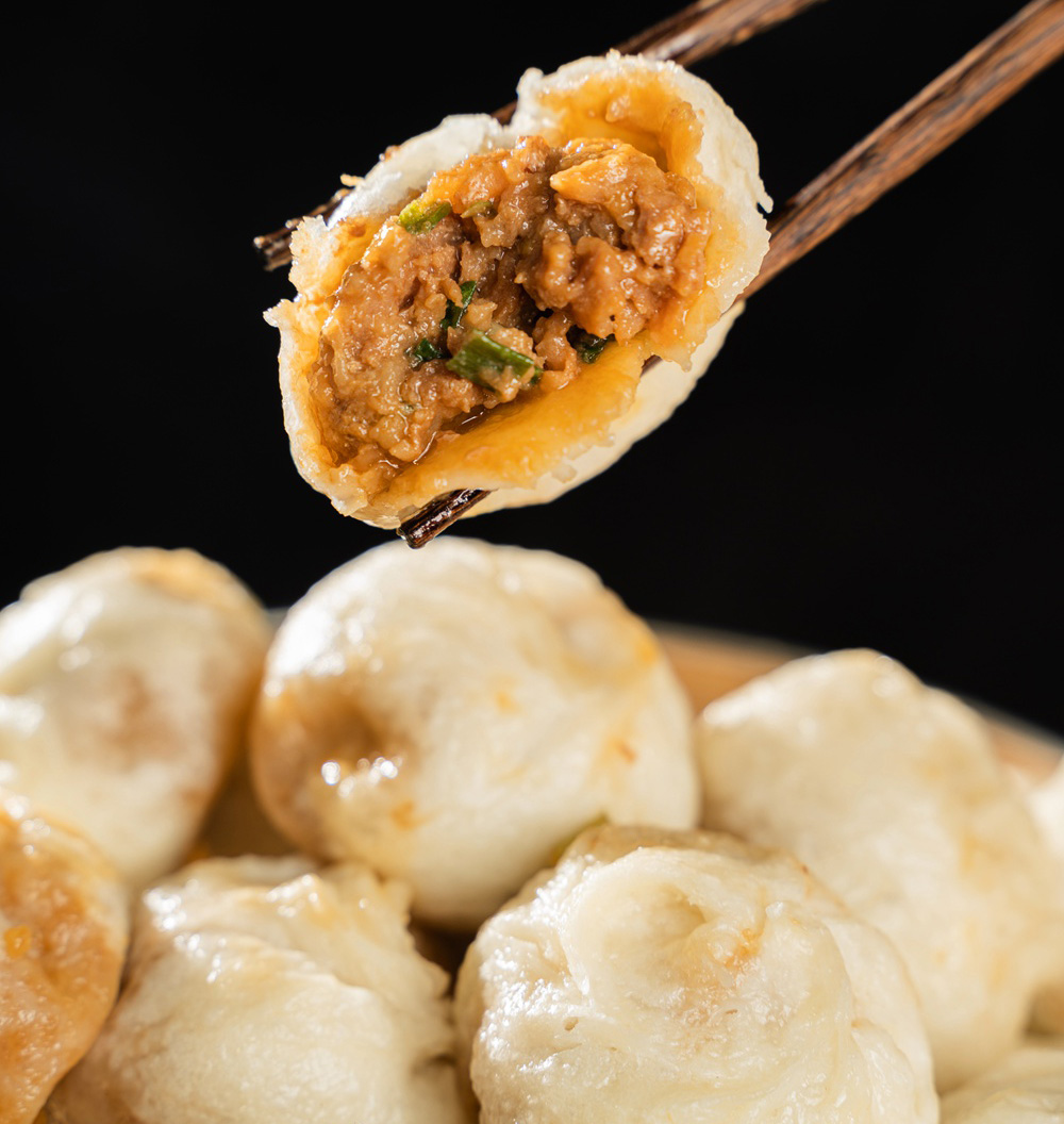 Steamed Buns with Black Pork and Fresh Pork